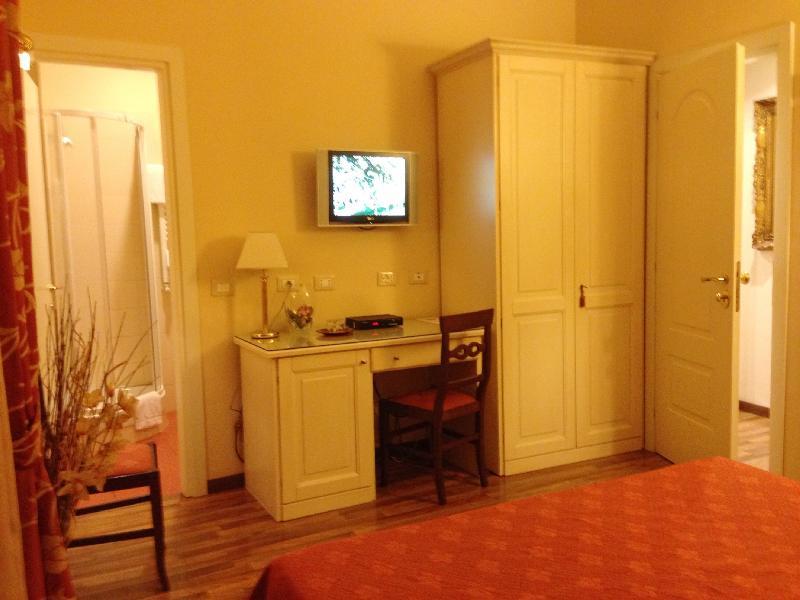 Residenza Domiziano Bed & Breakfast Roma Ngoại thất bức ảnh