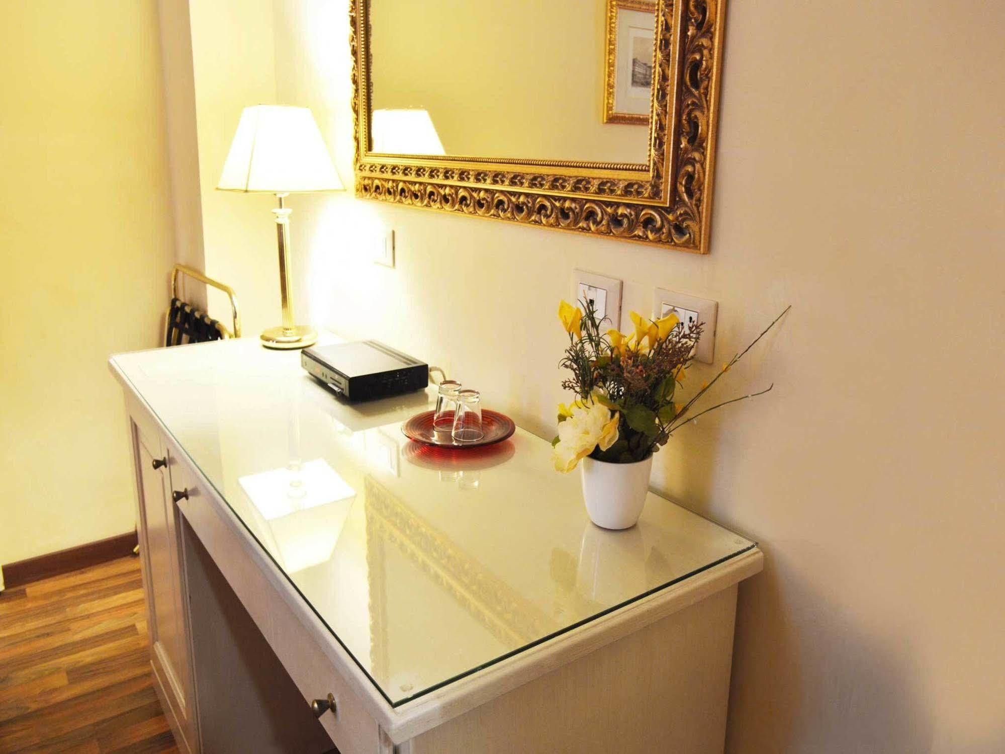 Residenza Domiziano Bed & Breakfast Roma Ngoại thất bức ảnh