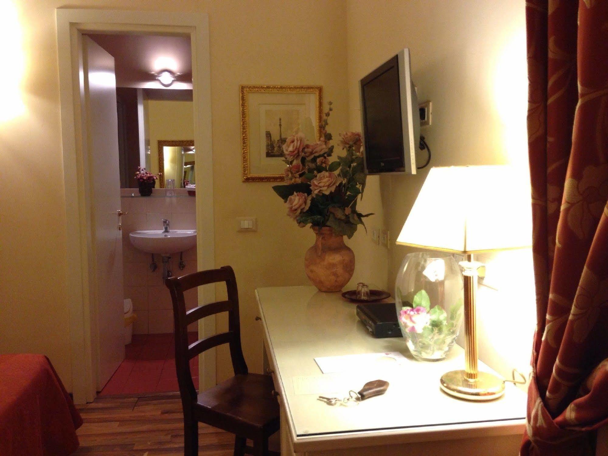 Residenza Domiziano Bed & Breakfast Roma Ngoại thất bức ảnh