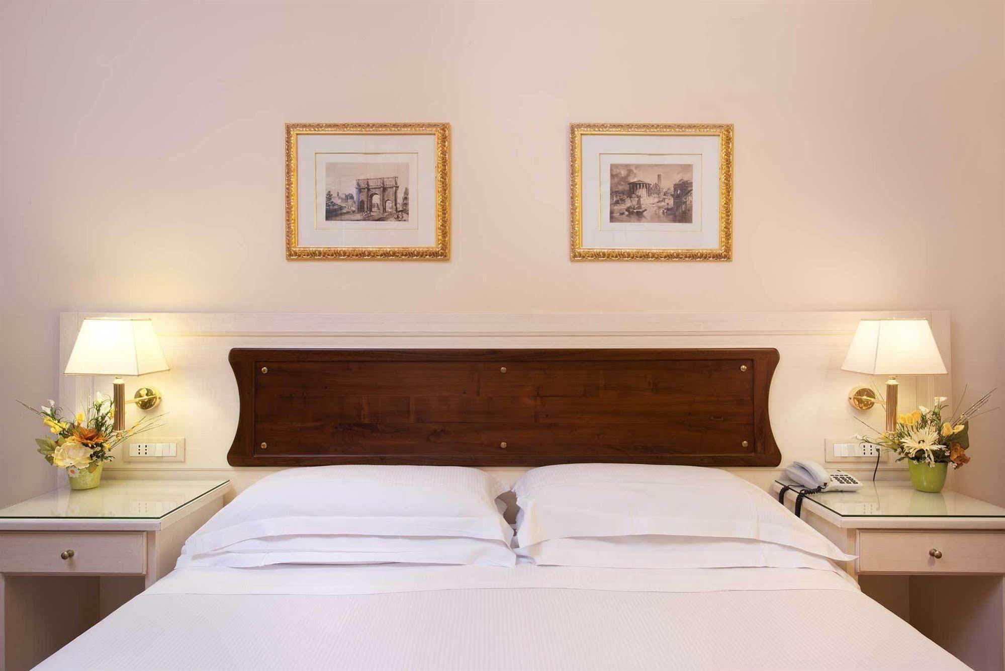 Residenza Domiziano Bed & Breakfast Roma Ngoại thất bức ảnh